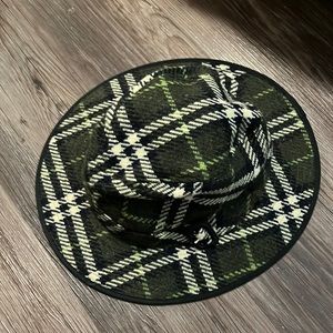 Burberry London winter plaid hat